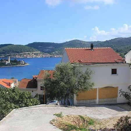 Vis 8531a Apartment